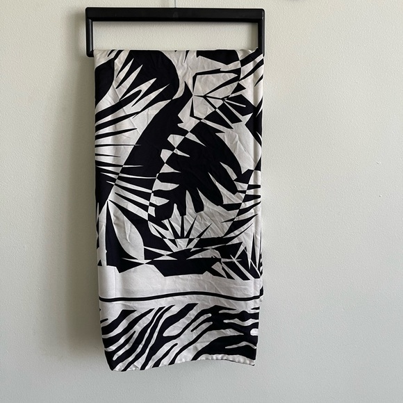 Black and white zebra strip square silk scarf - Picture 3 of 8